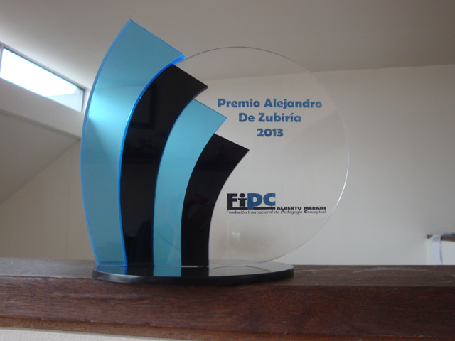 Trofeo en Acrílico Corte / Premiación en Acrílico